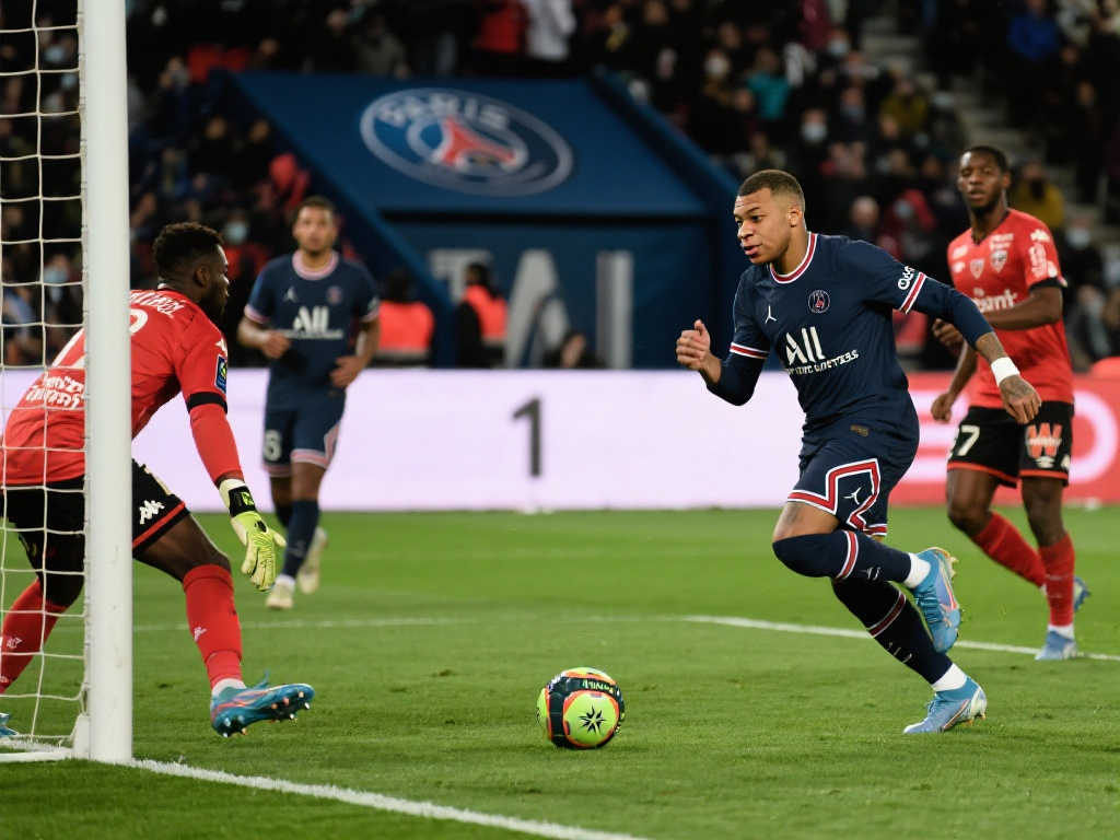 新国家足球 新国家足球